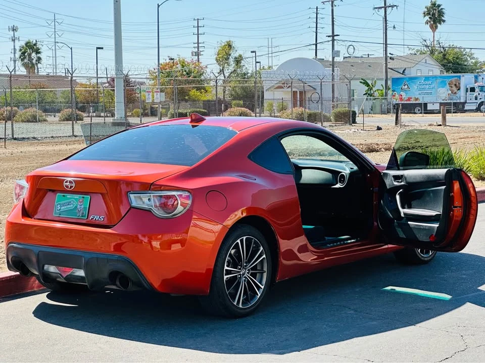 2016 Scion FR-S - Image 8 of 18