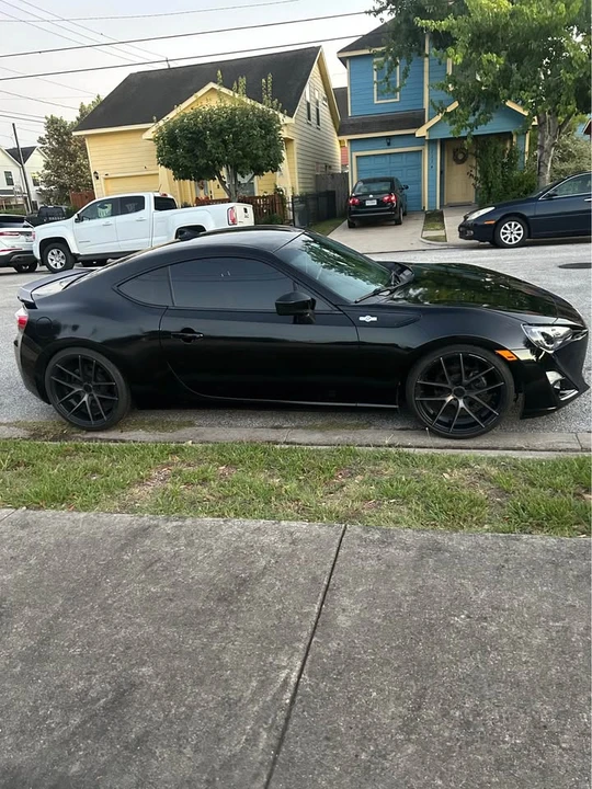 2016 Scion FR-S - Image 2 of 16
