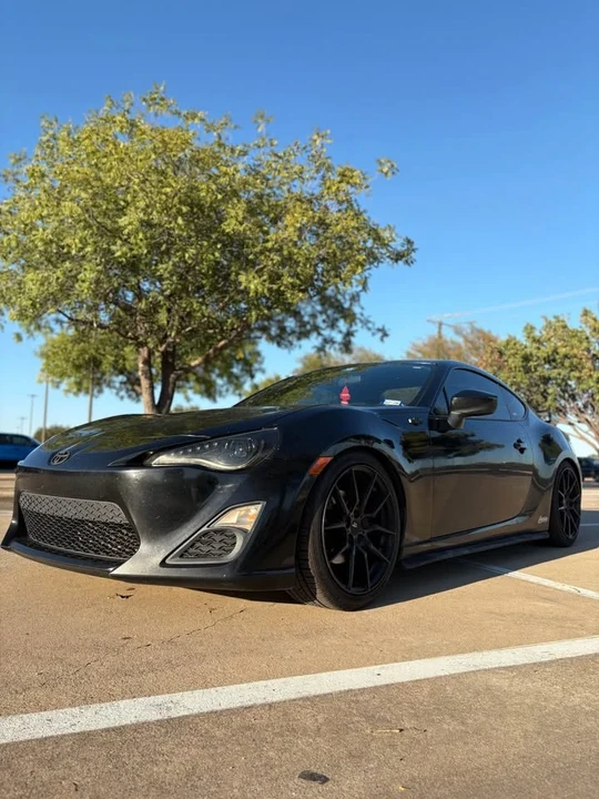 2016 Scion FR-S - Image 2 of 19