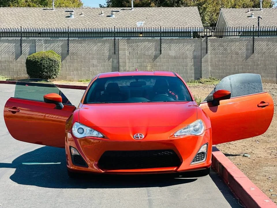 2016 Scion FR-S - Image 12 of 18