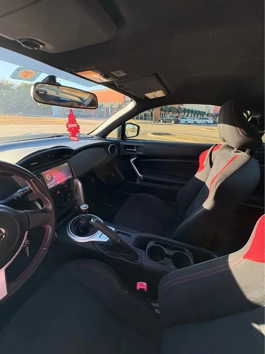 2016 Scion FR-S - Image 16 of 19