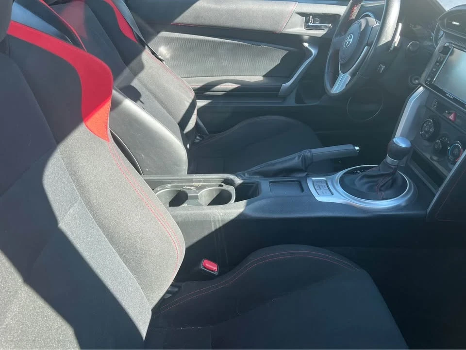 2016 Scion FR-S - Image 5 of 6