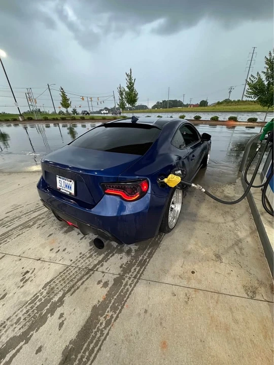 2016 Scion FR-S - Image 10 of 12