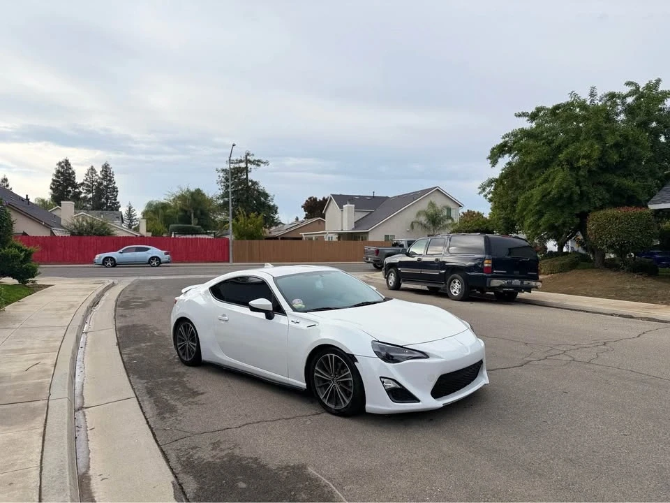 2016 Scion FR-S - Image 3 of 9