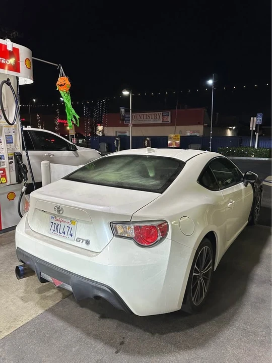 2016 Scion FR-S - Image 3 of 9
