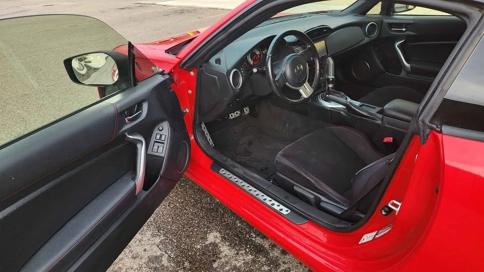 2016 Scion FR-S - Image 6 of 12