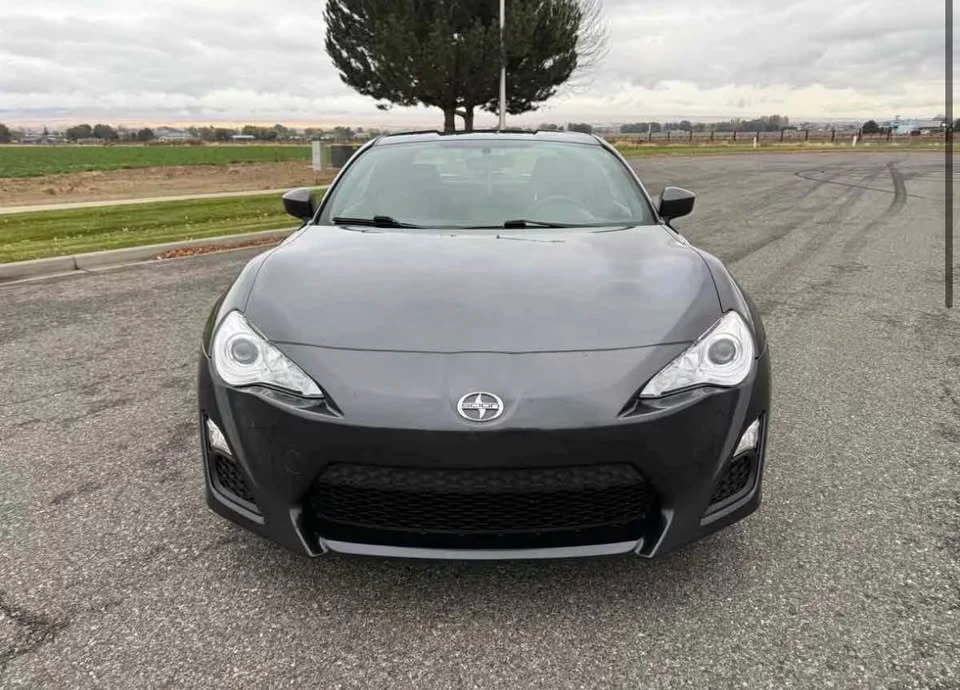 2016 Scion FR-S - Image 2 of 17