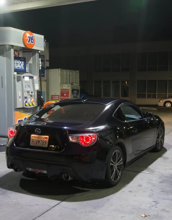 2016 Scion FR-S - Image 5 of 10