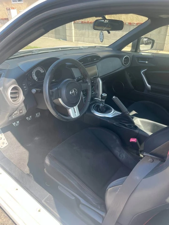 2016 Scion FR-S - Image 5 of 6
