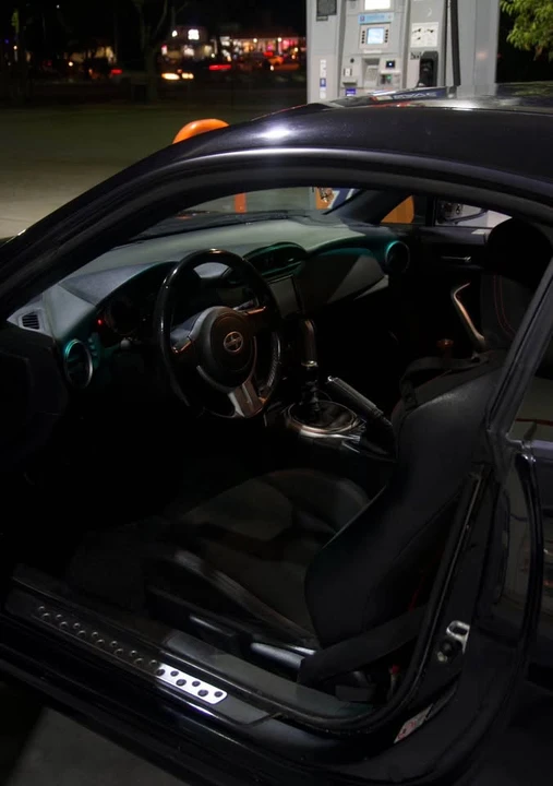 2016 Scion FR-S - Image 6 of 10