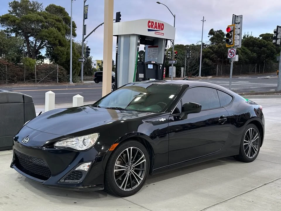 2016 Scion FR-S - Image 3 of 10