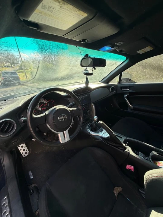 2016 Scion FR-S - Image 9 of 13