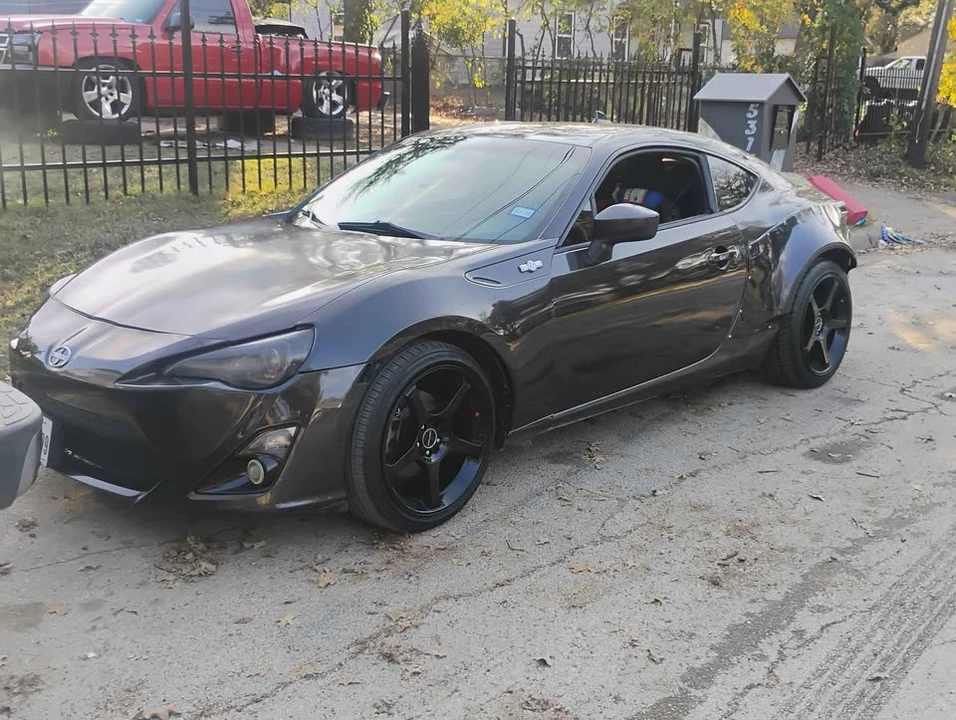 2016 Scion FR-S - Image 10 of 12