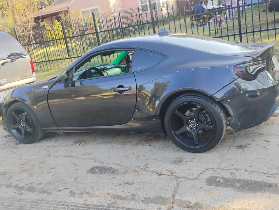 2016 Scion FR-S - Image 11 of 12