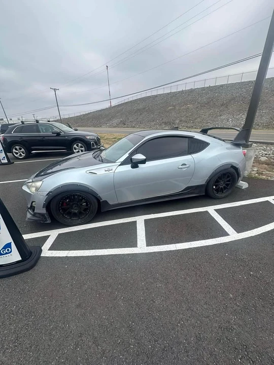 2016 Scion FR-S - Image 2 of 3