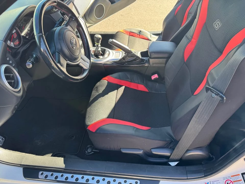2016 Scion FR-S - Image 4 of 8