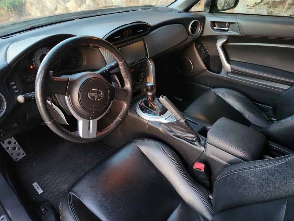 2016 Scion FR-S - Image 6 of 10