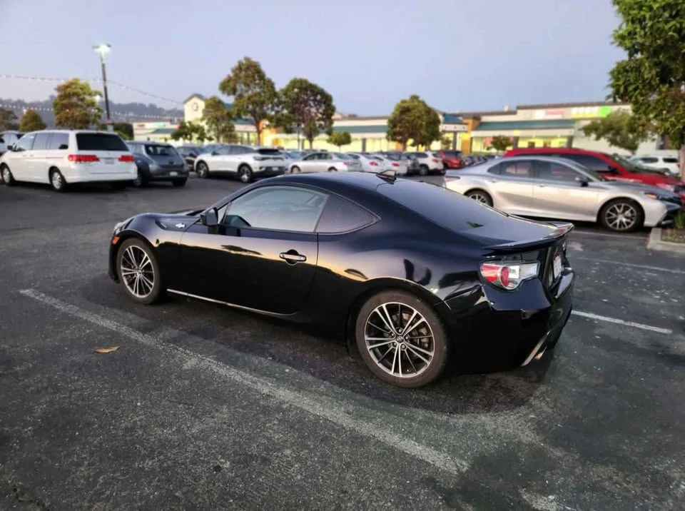 2016 Scion FR-S - Image 2 of 10