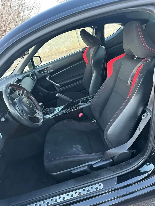 2016 Scion FR-S - Image 10 of 11
