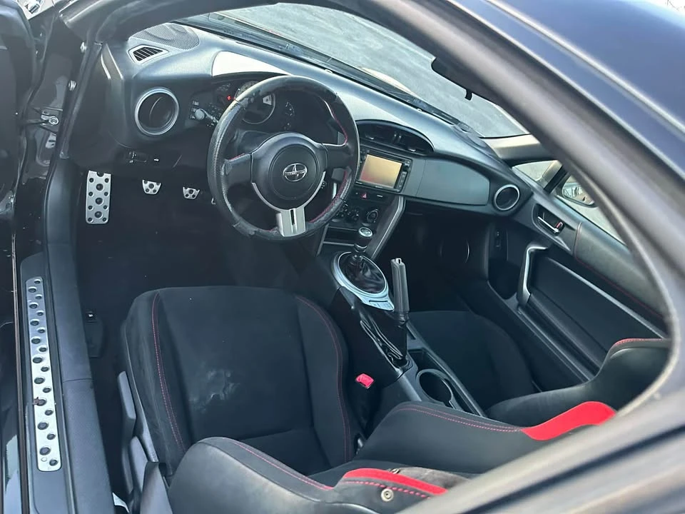 2016 Scion FR-S - Image 10 of 12