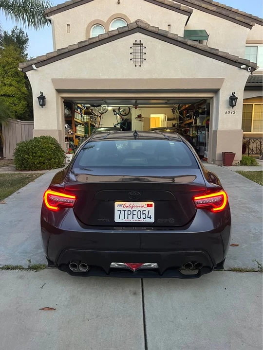 2016 Scion FR-S - Image 10 of 12