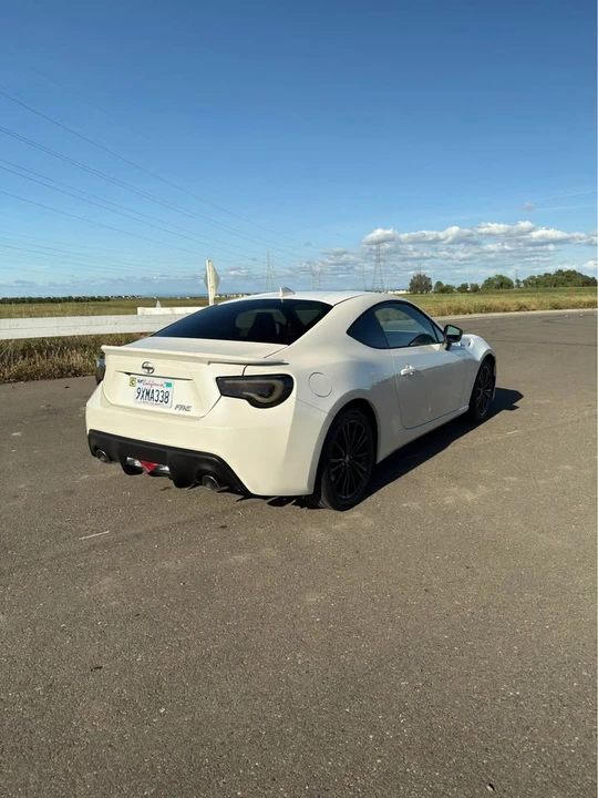 2016 Scion FR-S - Image 8 of 11