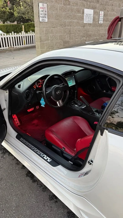 2016 Scion FR-S - Image 8 of 8