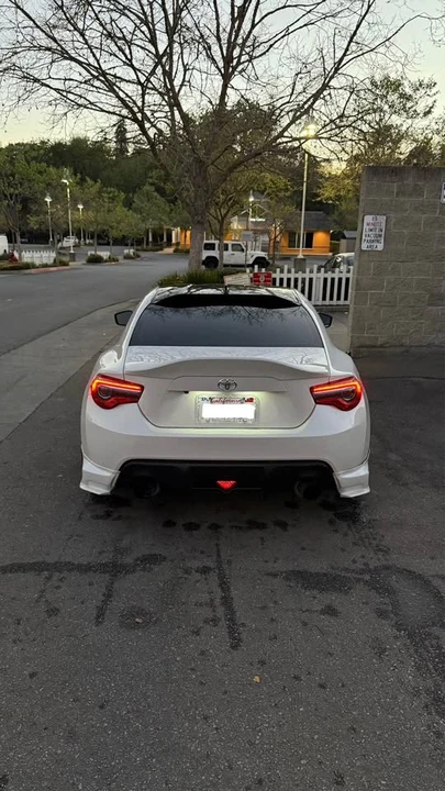 2016 Scion FR-S - Image 4 of 8