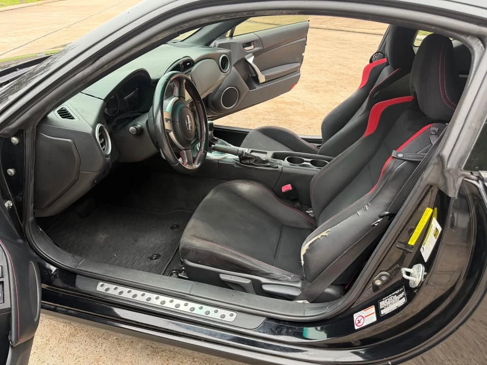 2016 Scion FR-S - Image 8 of 17