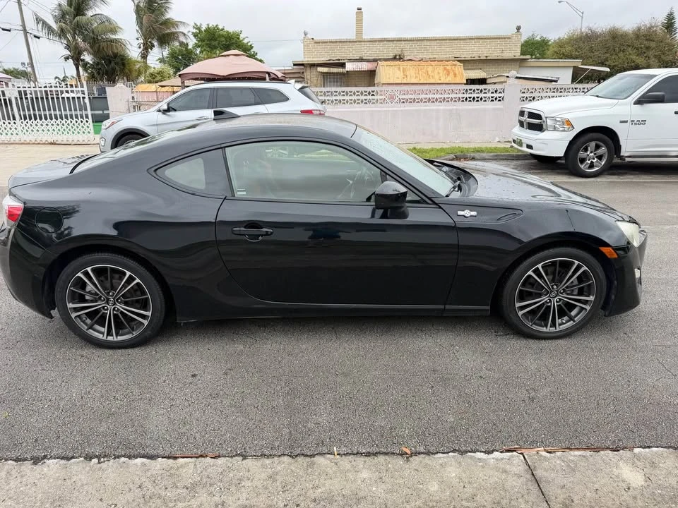 2016 Scion FR-S - Image 4 of 10