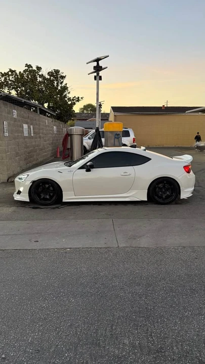 2016 Scion FR-S - Image 5 of 8