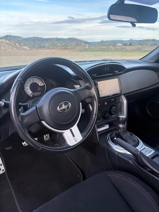 2016 Scion FR-S - Image 7 of 8