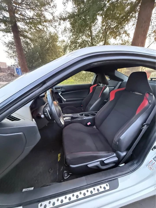 2016 Scion FR-S - Image 8 of 14