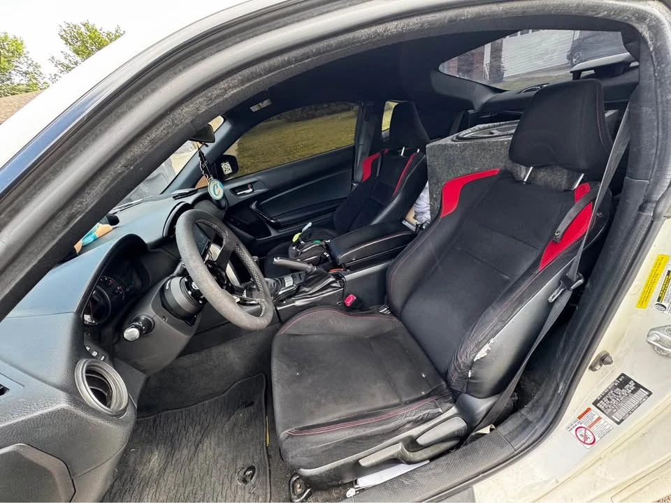 2016 Scion FR-S - Image 5 of 9
