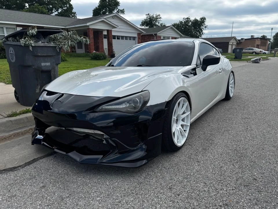 2016 Scion FR-S - Image 2 of 9