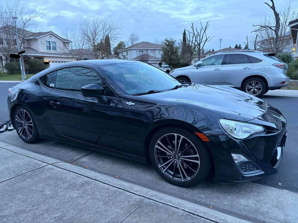 2016 Scion FR-S - Image 2 of 12