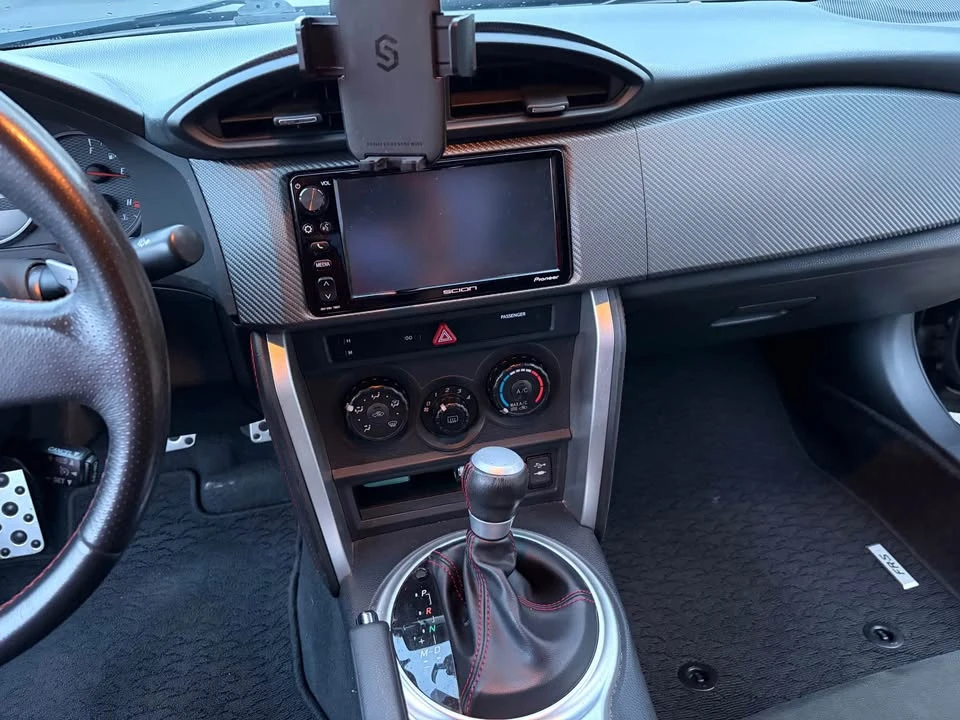 2016 Scion FR-S - Image 10 of 12