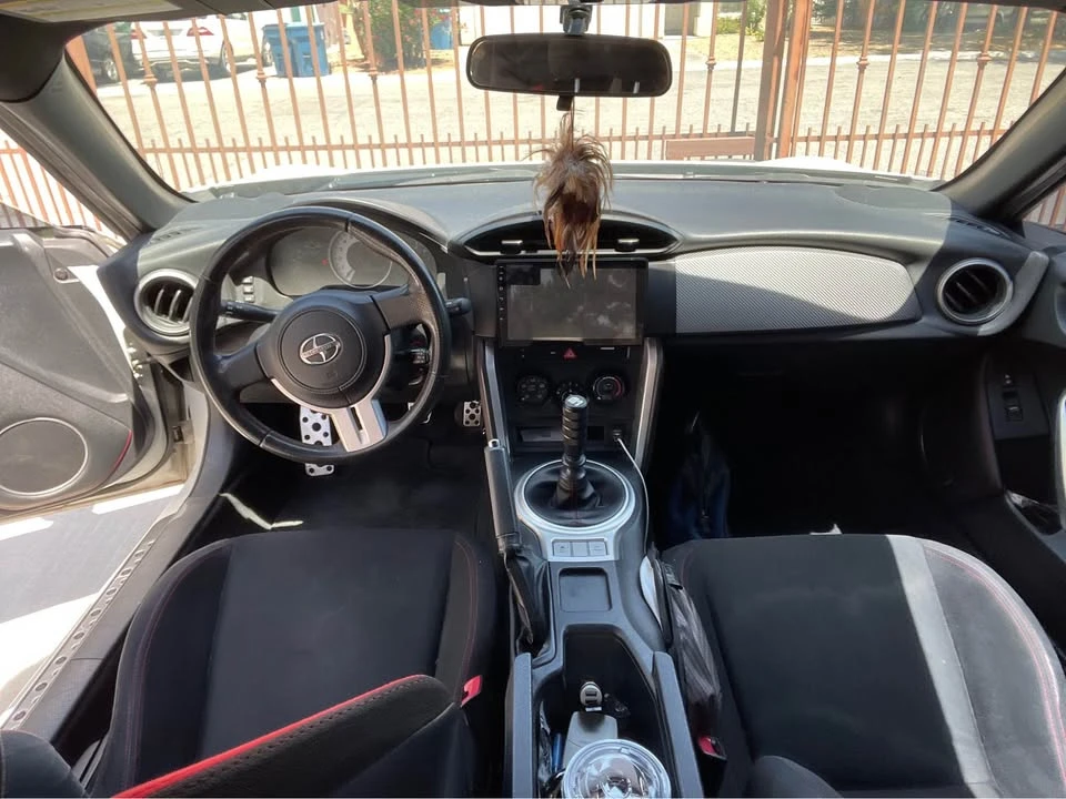 2016 Scion FR-S - Image 4 of 6