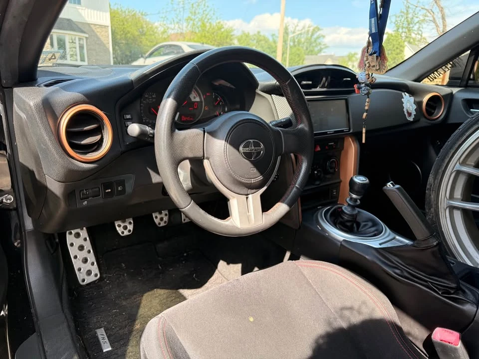 2016 Scion FR-S - Image 6 of 7