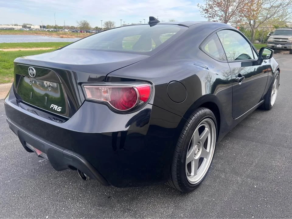 2016 Scion FR-S - Image 6 of 13