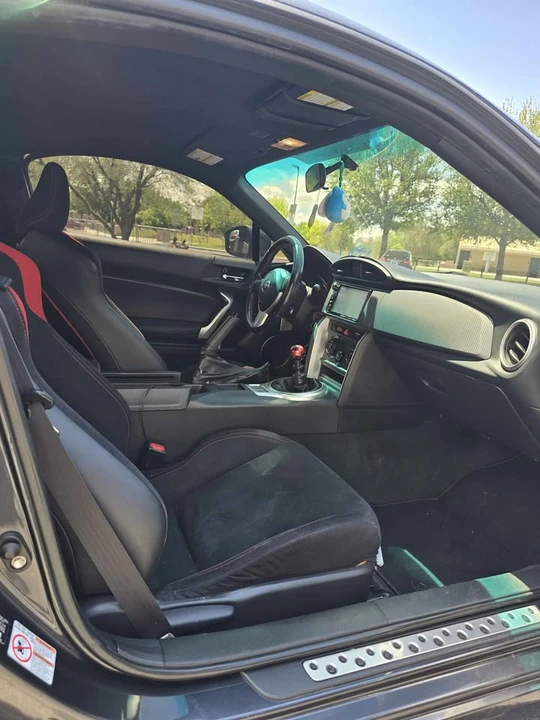 2016 Scion FR-S - Image 8 of 11