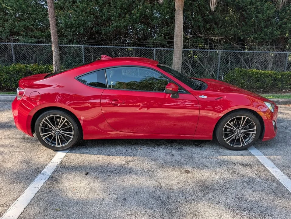 2016 Scion FR-S - Image 3 of 10