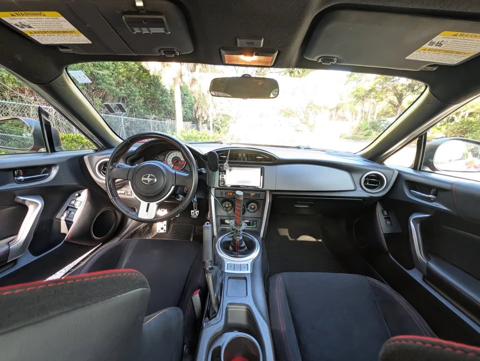 2016 Scion FR-S - Image 8 of 10