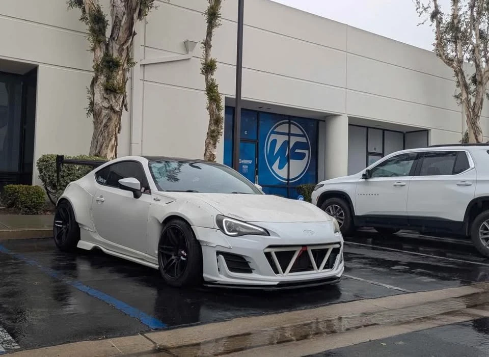 2016 Scion FR-S - Image 3 of 15