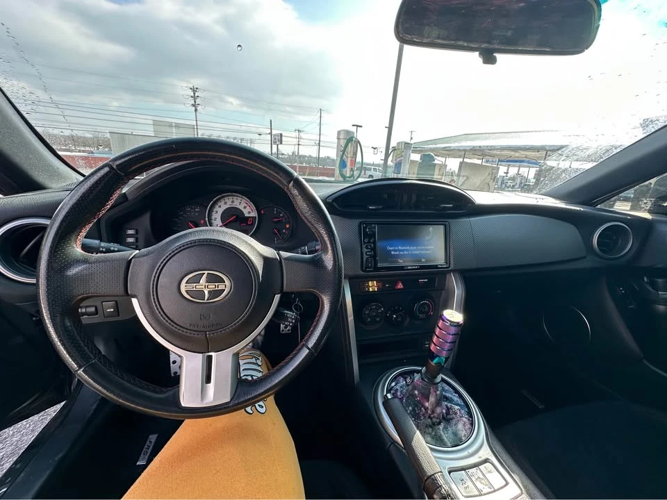 2016 Scion FR-S - Image 8 of 13