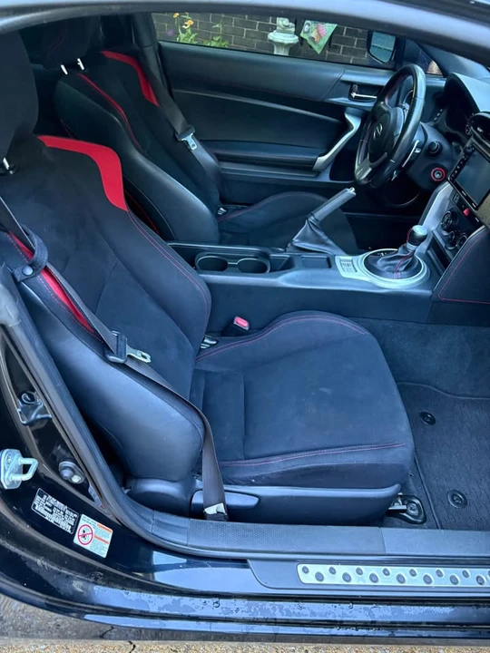 2016 Scion FR-S - Image 8 of 11