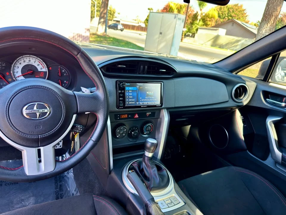 2016 Scion FR-S - Image 9 of 14