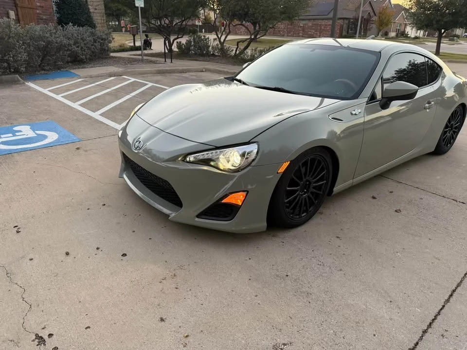 2016 Scion FR-S - Image 2 of 15