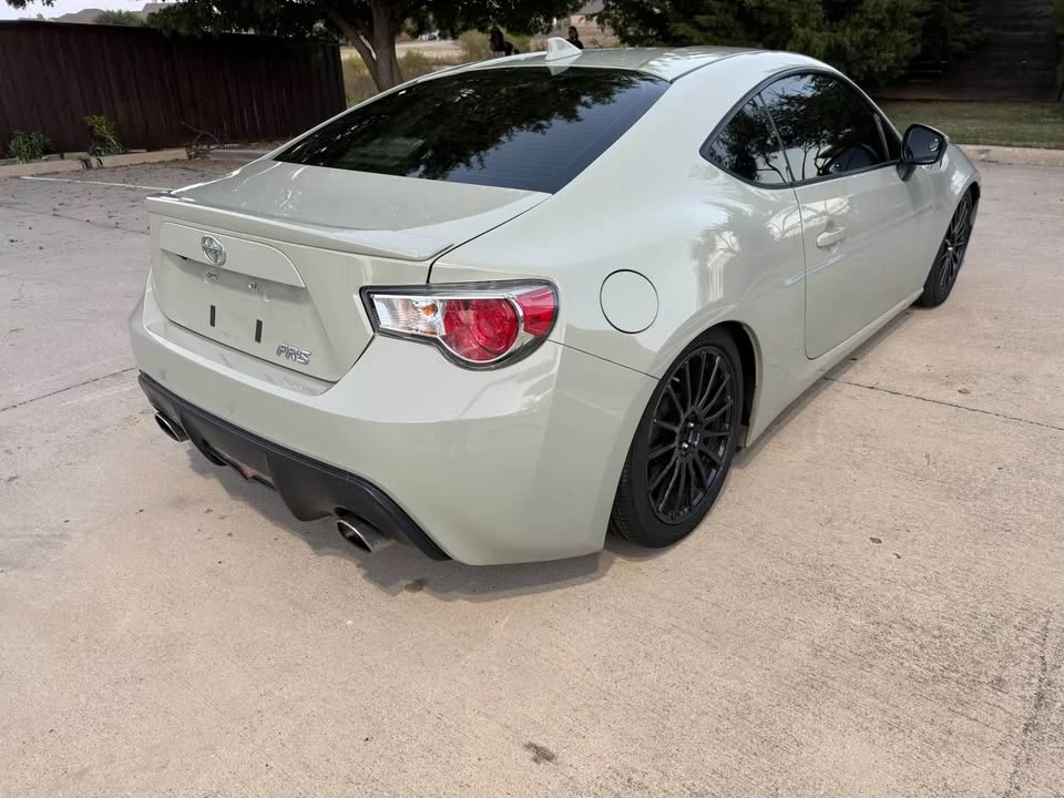 2016 Scion FR-S - Image 8 of 15