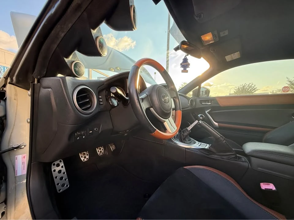 2016 Scion FR-S - Image 13 of 15